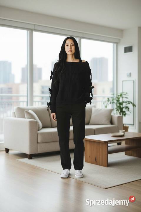 sweter oversize z kokardkami na rękawach biust łódzkie Wieluń