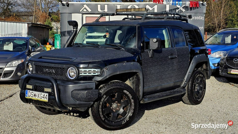 Toyota FJ Cruiser ZAMIANA Rury Progi TRD 40 z napęd 4x4 Toyota Świdnica