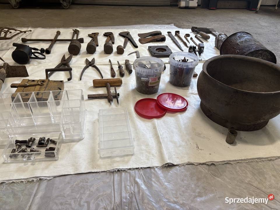 Starocie wykopki porządki zabytek Bielany Wrocławskie