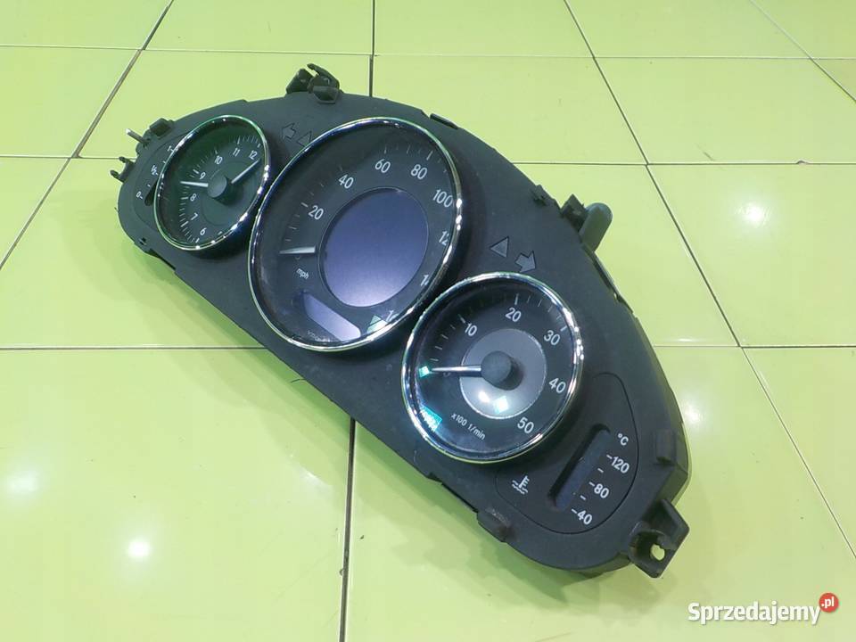 MERCEDES CLS W219 30 CDI AUT 07r 5D licznik Suków