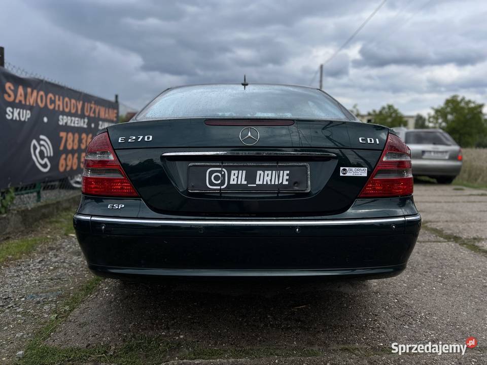 MercedesBenz W211 automat książka serwisowa Rok produkcji 2004 Bielsko-Biała