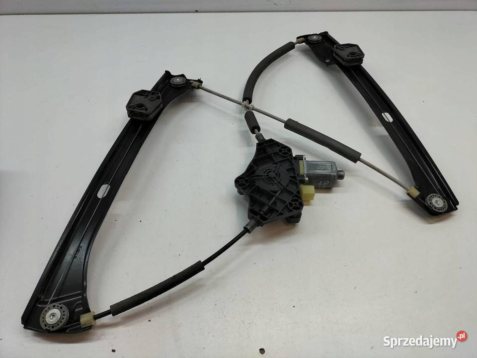 MECHANIZM SZYBY LEWY PRZÓD 0130822717 Skoda świętokrzyskie