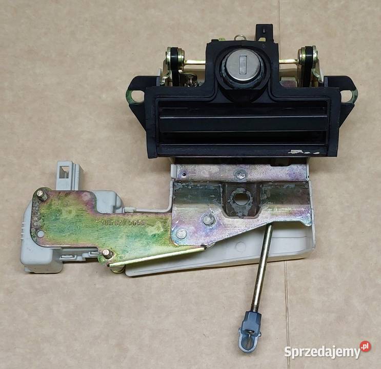 ZAMEK KLAPY BAGAŻNIKA SKODA OCTAVIA I 1U6827519 Mielęcin