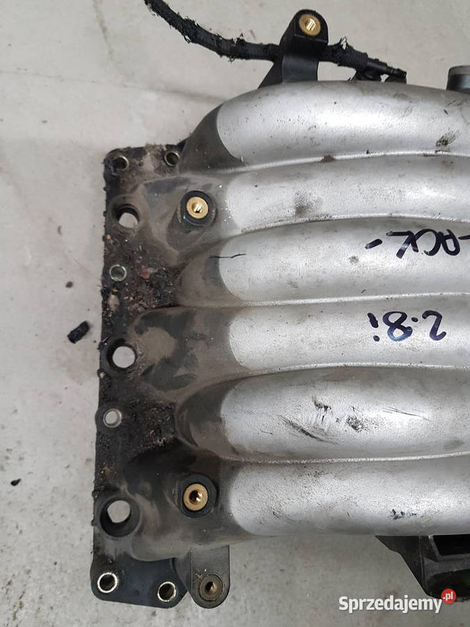 AUDI A4 28V6 ACK KOLEKTOR SSACY 078133151D wielkopolskie sprzedam