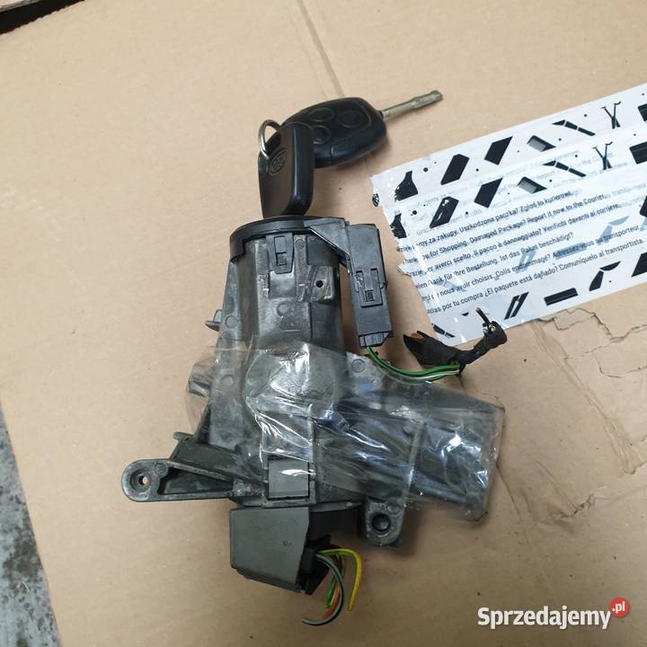 FORD FIESTA MK6 STACYJKA KLUCZYK 2 KLUCZYKI 05R sprzedam