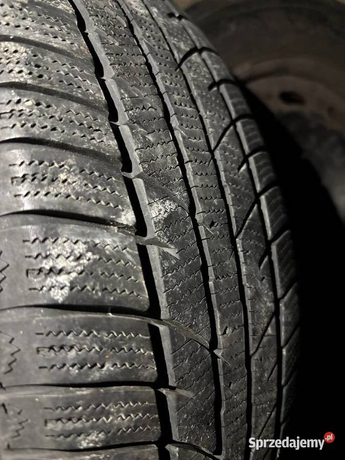 Felgi stalowe 14 z oponami zimowymi 5x100 Bodzentyn
