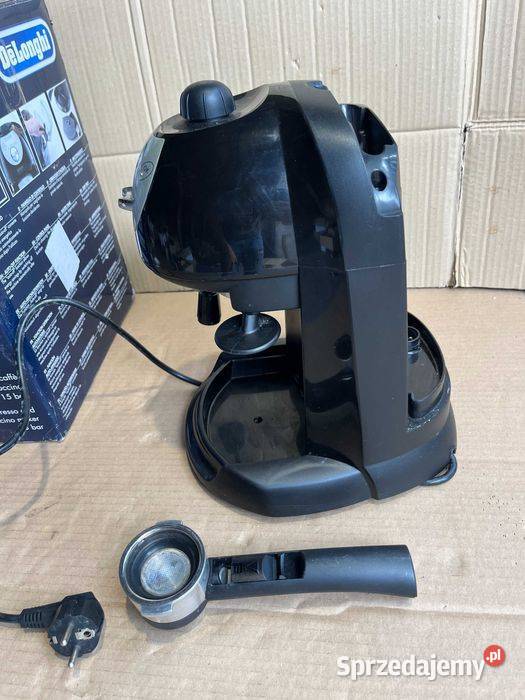 Kolbowy ekspres ciśnieniowy DeLonghi EC 201CD Tuliszków