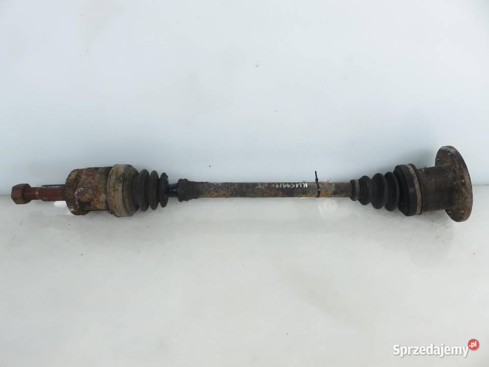 PÓŁOŚ PRAWA TYLNA VOYAGER IV 33 AWD osobowe