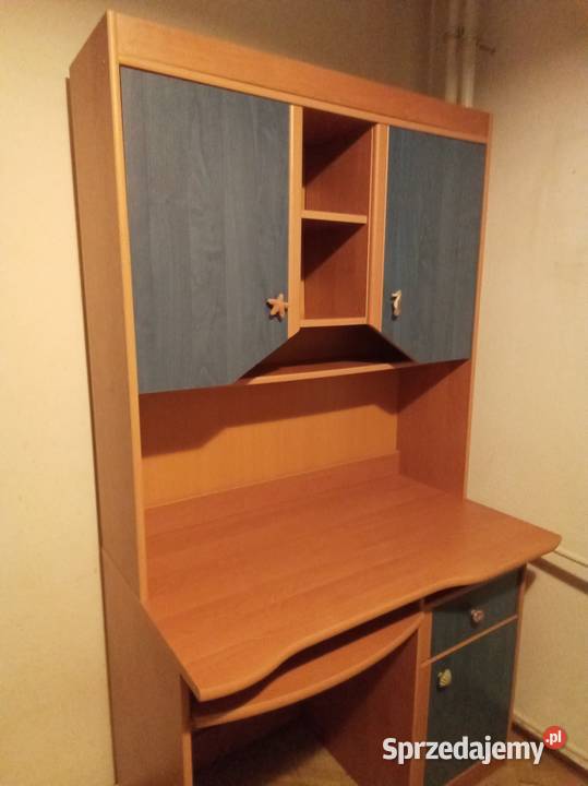 Biurko szkolne z morskimi elementami