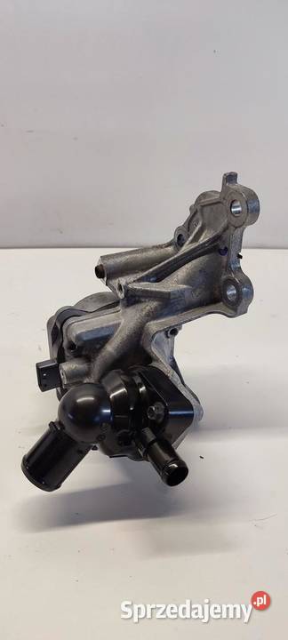 MAZDA 2 TOYOTA YARIS IV POMPA WODY 15 HYBRID osobowe sprzedam