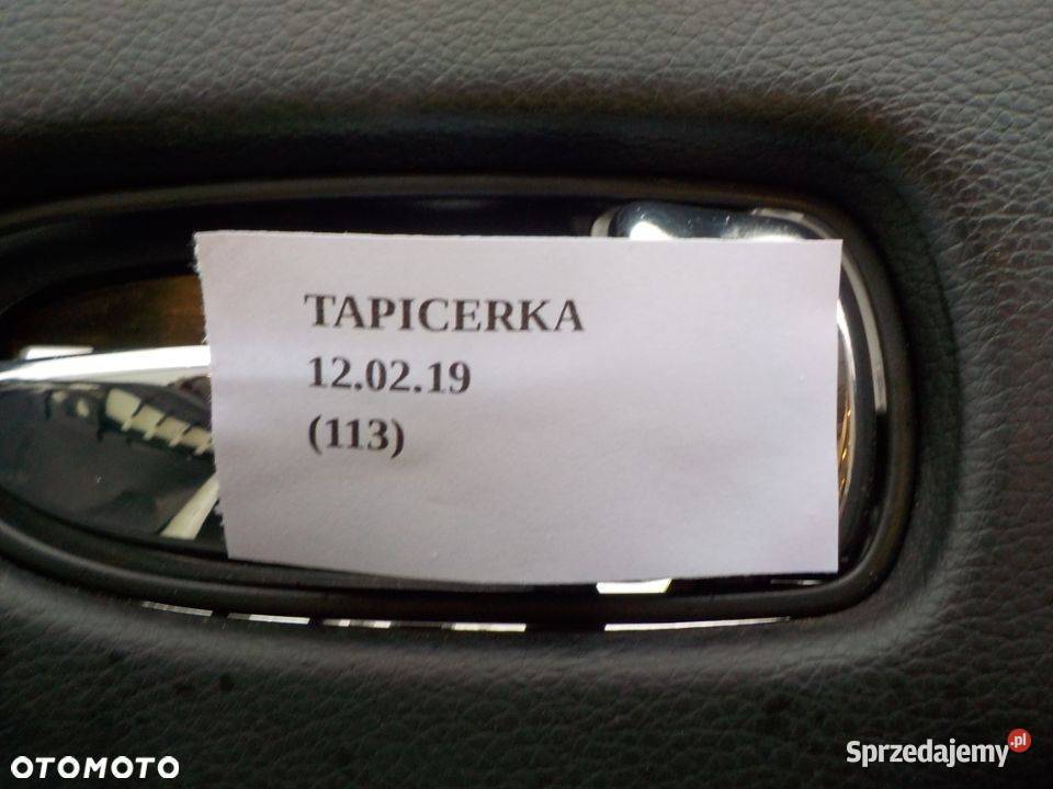 BOCZEK TAPICERKA DRZWI PRAWY LEWY PRZÓD NISSAN