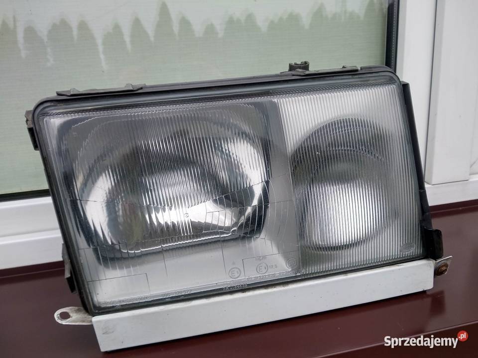 Mercedes W124 lampa przednia prawa reflektor Sieradz