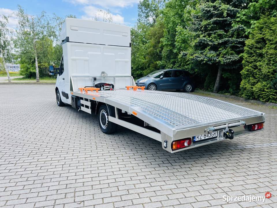 Renault Master laweta Rzeszów