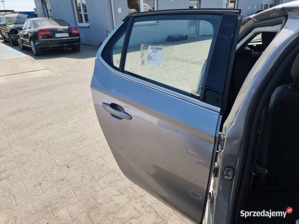 DRZWI PRAWE TYŁ OPEL CORSA F KCA osobowe Pozostałe Lipno