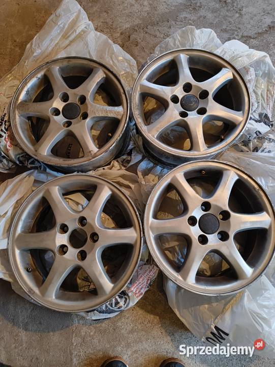 Volvo alufelgi 15 łódzkie Tomaszów Mazowiecki