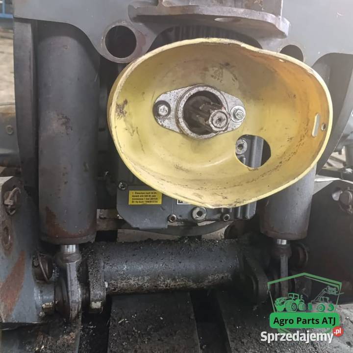 Przedni TUZ Folger Skrzynia WOM Kubota M 135 GX sprzedam