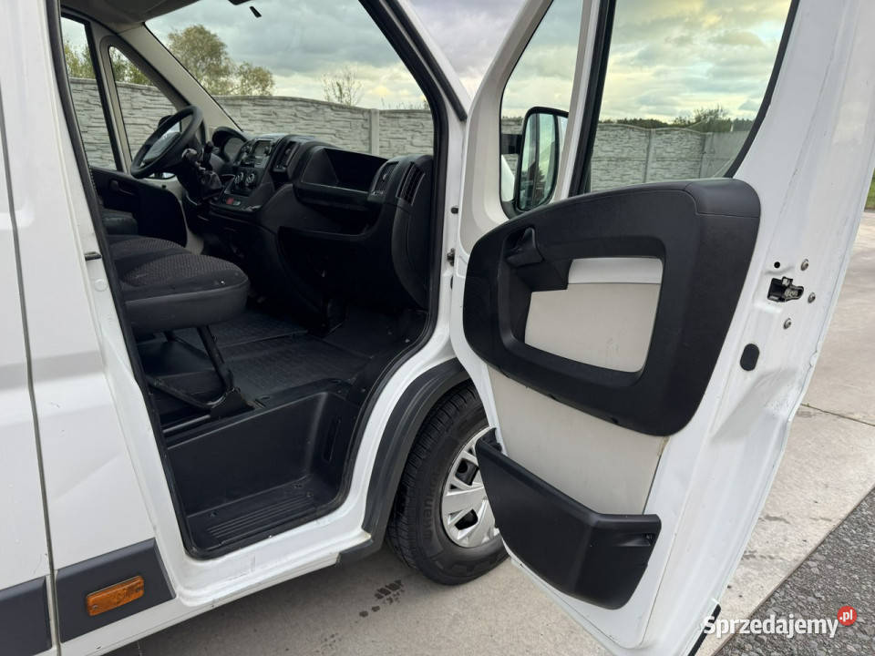 Citroen Jumper Citroen Jumper 30 HDI L4H2 Maxi światła przeciwmgłowe Karolinki