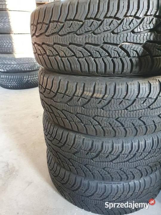 Opony wielosezonowe UNIROYAL 19555xR16