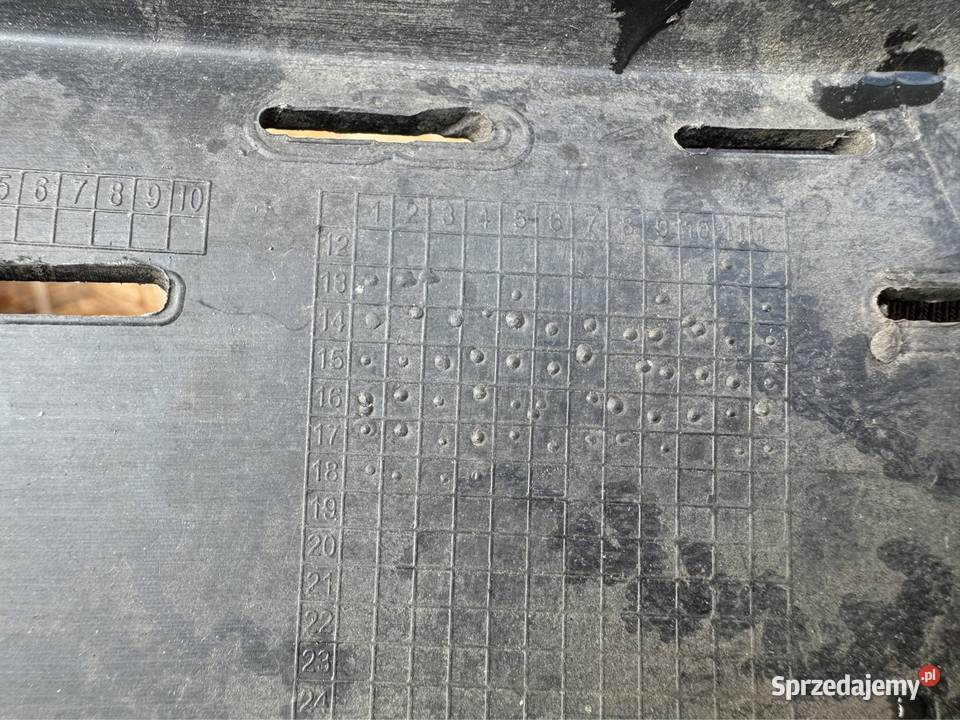 Spoiler dyfuzor zderzaka tył MercedesBenz w205 Spoilery Sieraków