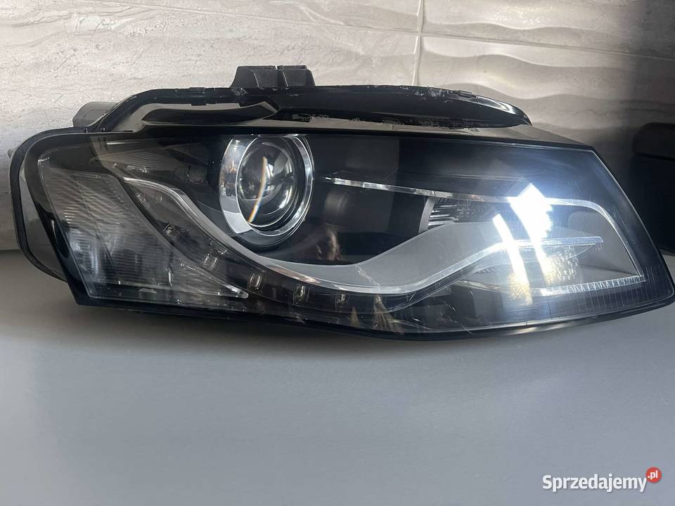 AUDI A4 BIXENON PRAWA LAMAP PRZÓD 8K0941004C prawe wielkopolskie Ostroróg sprzedam