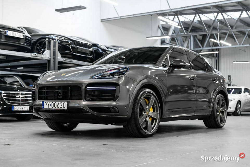 Porsche Cayenne Turbo S EHybrid 680 Specyfikacja przyciemniane szyby Cayenne Węgrzce