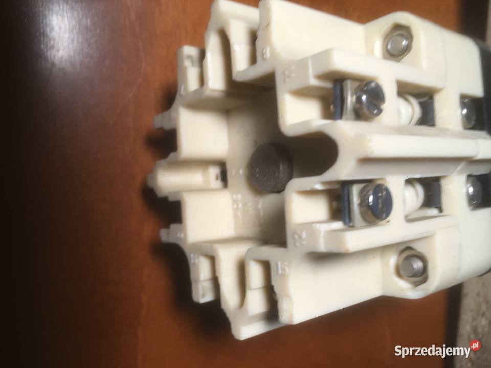 Odstąpię nowy nieużywany manipulator joystick 4