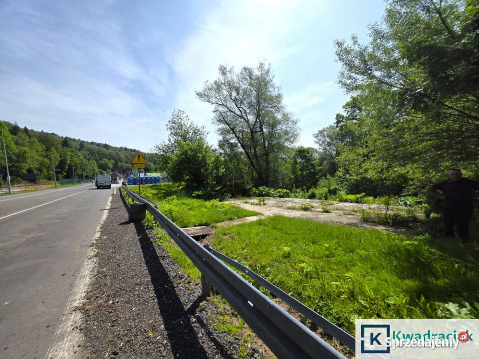 sprzedaży działki 956m2 Krościenko handlowo-usługowa