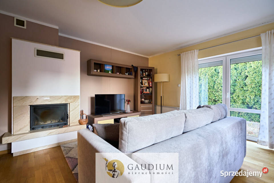 Kameralny dom w Rumi piwnica Sprzedaż Domy Rumia