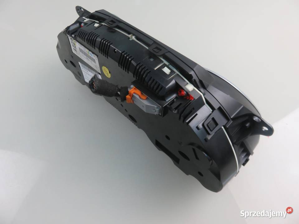 LICZNIK AUDI A5 8T3 18 TFSI CABD 8T0920931