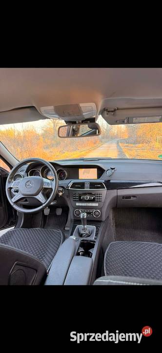 Mercedes W204 Rok produkcji 2011 dolnośląskie Polkowice