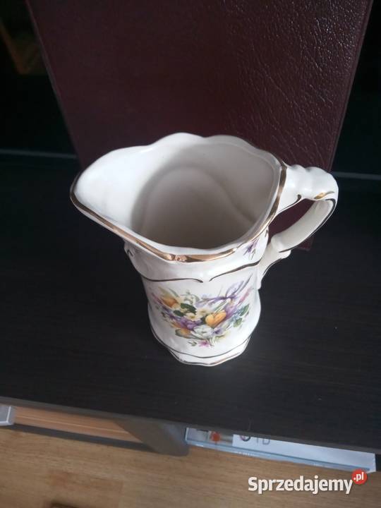 Ładny porcelanowy dzbanek lubelskie Zamość