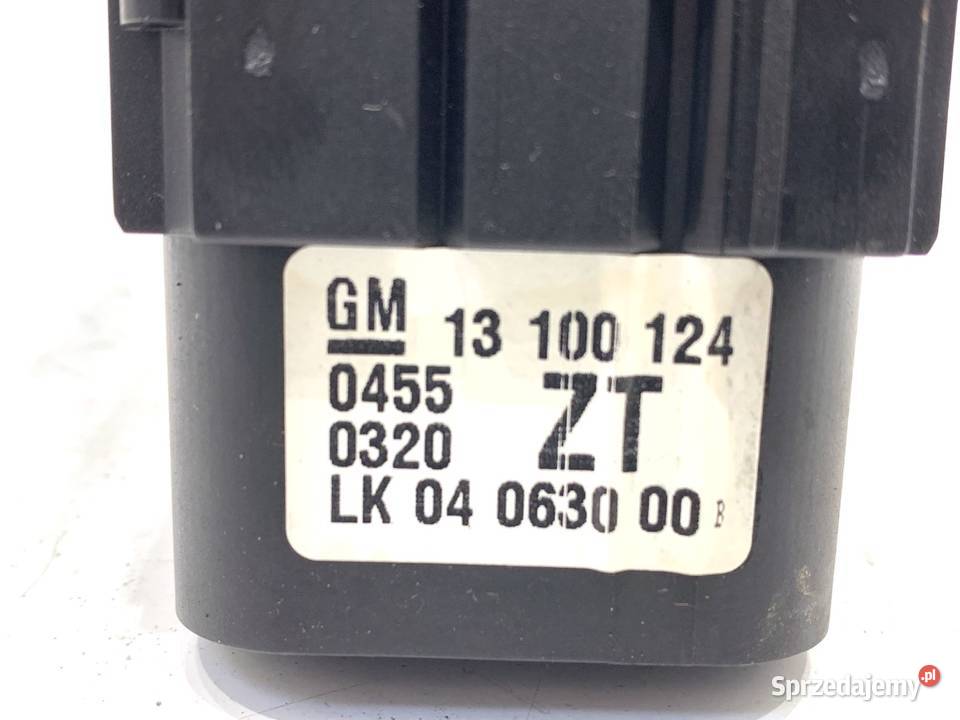 WŁĄCZNIK ŚWIATEŁ OPEL ASTRA H 13100124 0414 podkarpackie