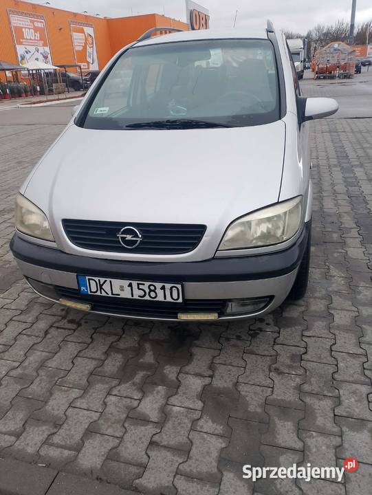 Opel Zafira 2002 silnik 18 benzynaLPG przebieg Piotrków Trybunalski sprzedam