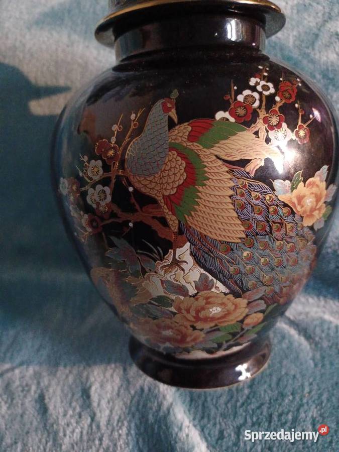 Porcelana Japonia amforka z pokrywą8 Łódź