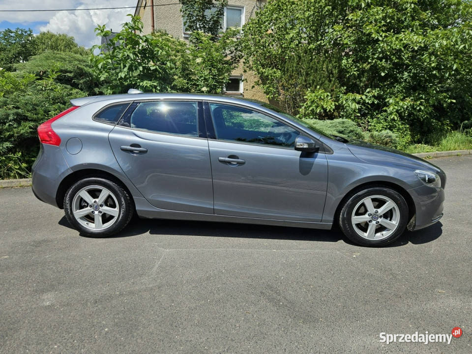 Volvo V40 Ładne i Zadbane GWARANCJI II 2012 Opoczno sprzedam