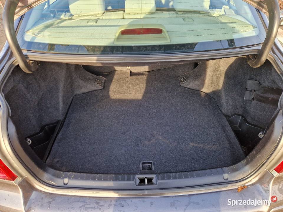 Toyota Avensis Salon Raty Zamiana Nasielsk