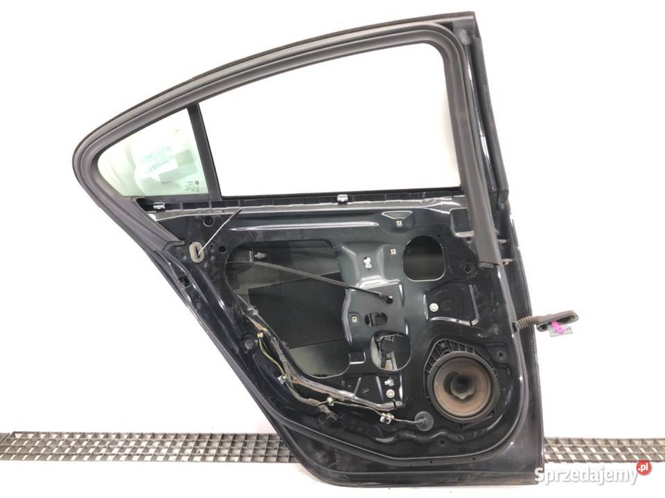 DRZWI LEWY TYŁ OPEL INSIGNIA A Hatchback 0817 osobowe sprzedam