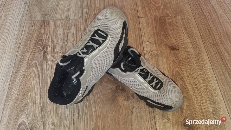 Buty rowerowe SHIMANO FN21 39 24 na rower z Białystok