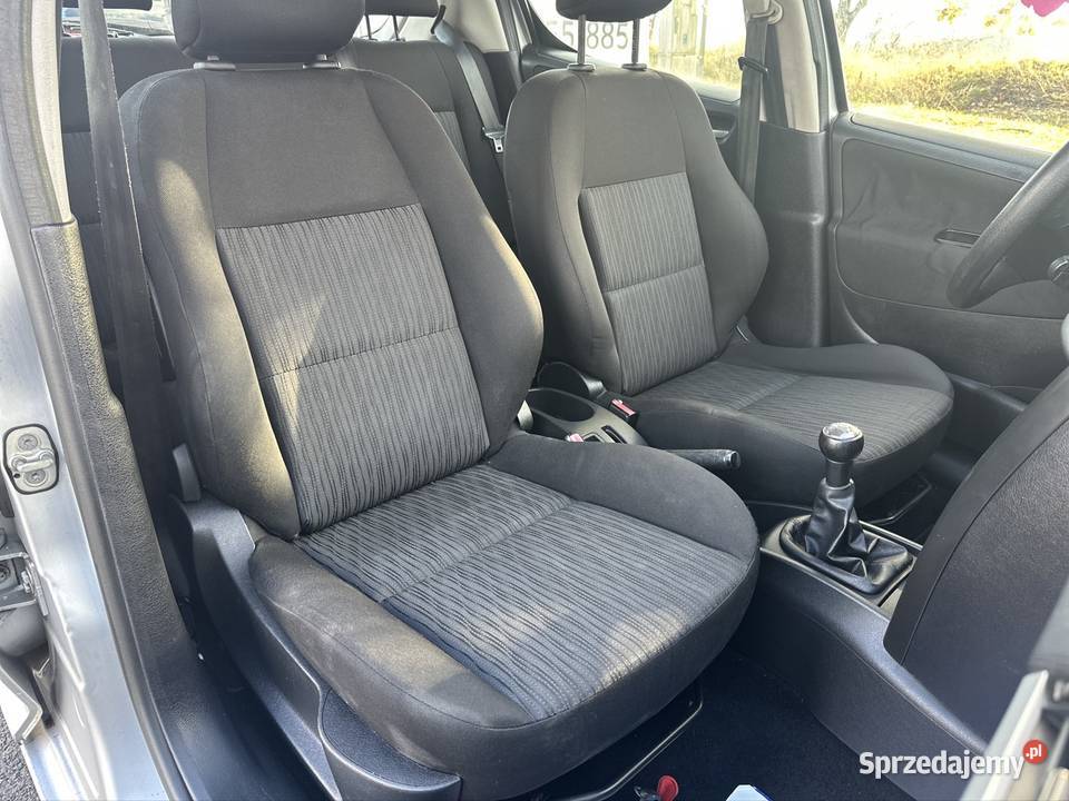 Raty 14 8V benz 75 Starsza jednostka bez manualna Masłowo