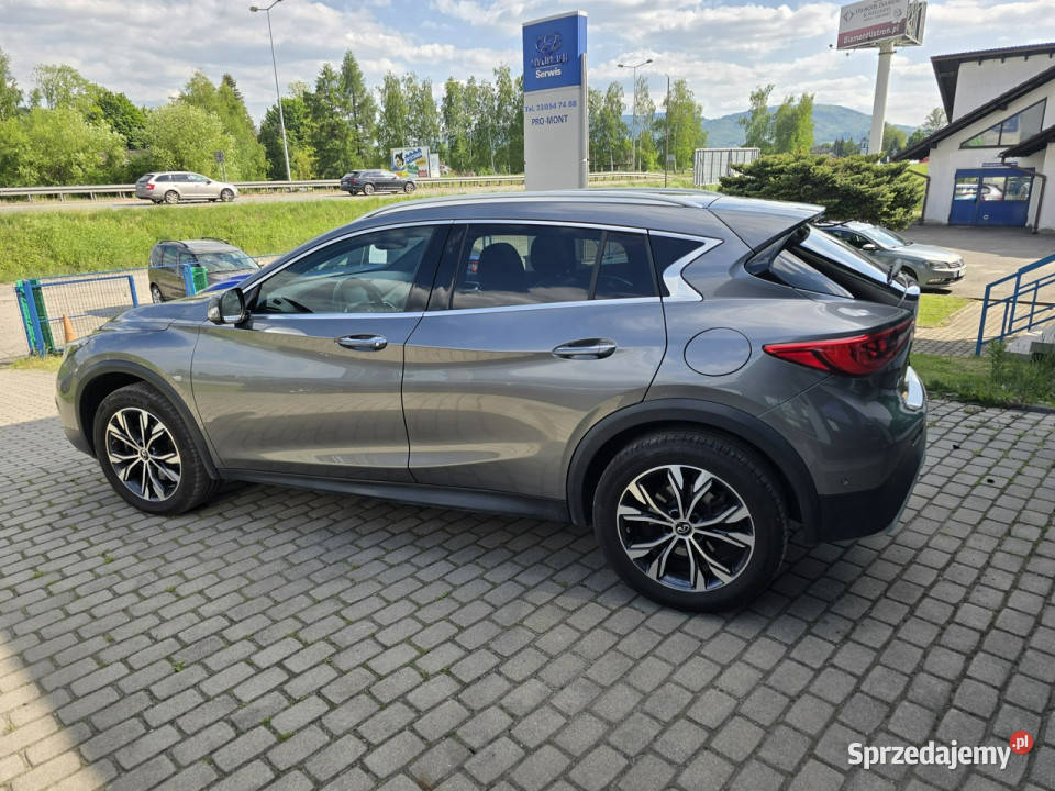Infiniti QX30 Bezwypoadkowy 100 oryginał pełny isofix