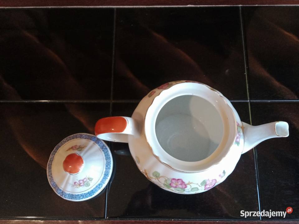 Stary dzbanek z porcelany Porcelana i szkło łódzkie Łódź