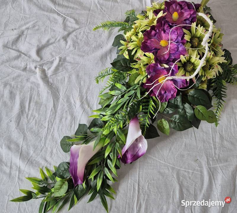 Dekoracja nagrobna Kompozycja na cmentarz Kompozycje kwiatowe wielkopolskie