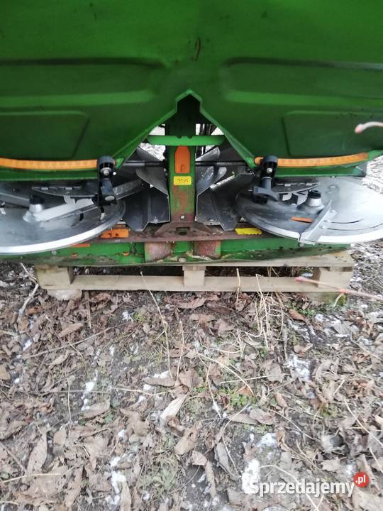 Rozsiewacz Amazone M novis 2000