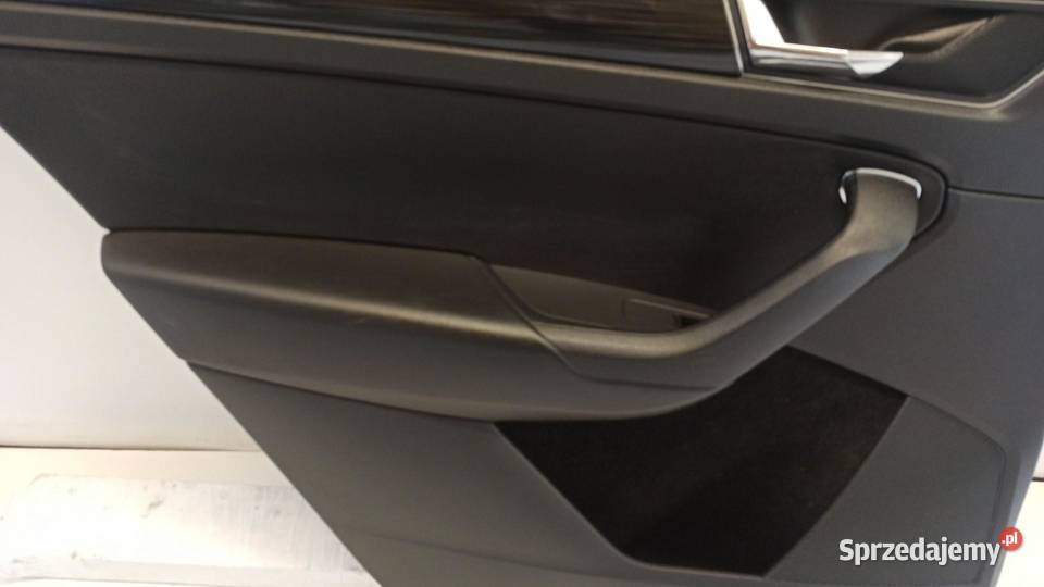 SKODA KODIAQ BOCZEK DRZWI LEWY TYŁ 565867023 DD sprzedam