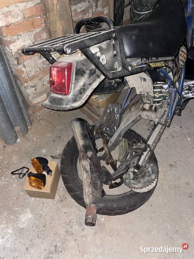 Suzuki dr 650 r Rama części