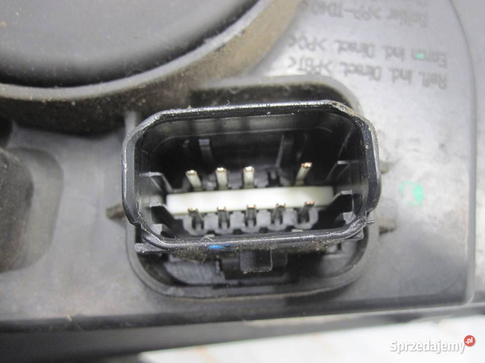 CITROEN DS4 20 HDI 11r lampa prawa przód Kielce