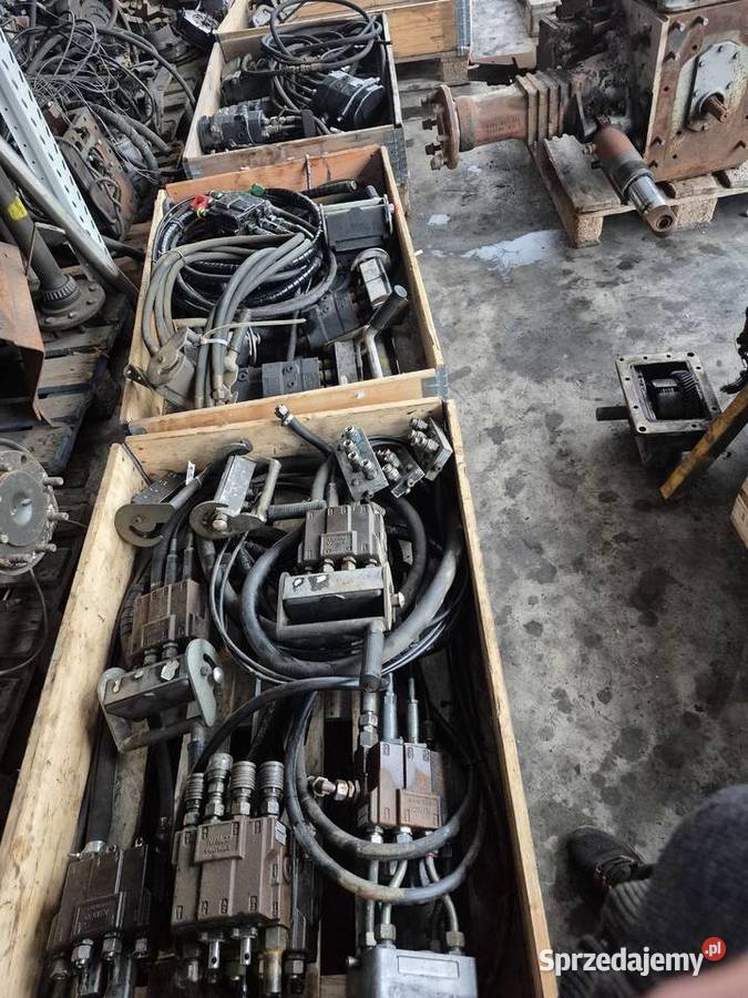 Rozdzielacz hydrauliczny do tura faucheuxa stoll Turek