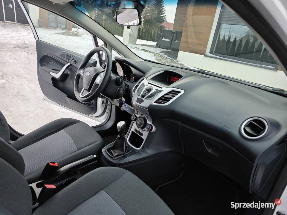 Ford Fiesta125 16V 82 AMBIENTE RATY GWARANCJA Hatchback Fiesta Buk