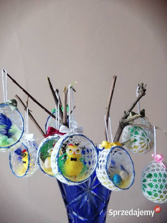 Kolorowe zawieszki wielkanocne w formie jajek biały Wielkanoc Katowice