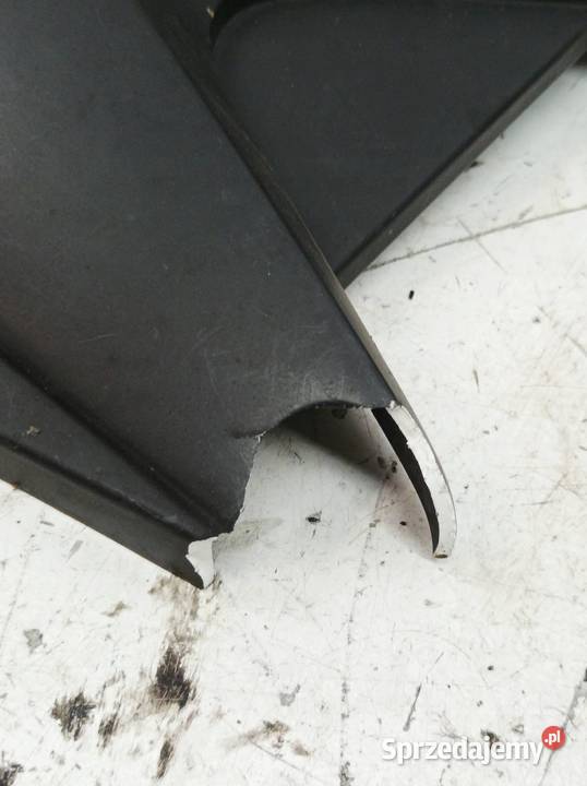 OSŁONA OWIEWKA PRAWY BOK POD KANAPĘ 83600MBZK000 osobowe